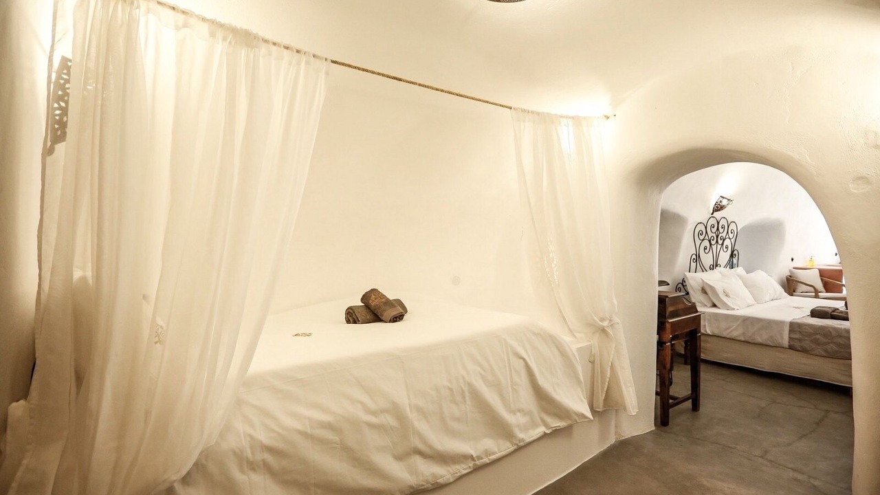 Photo of Bedroom in Emporio