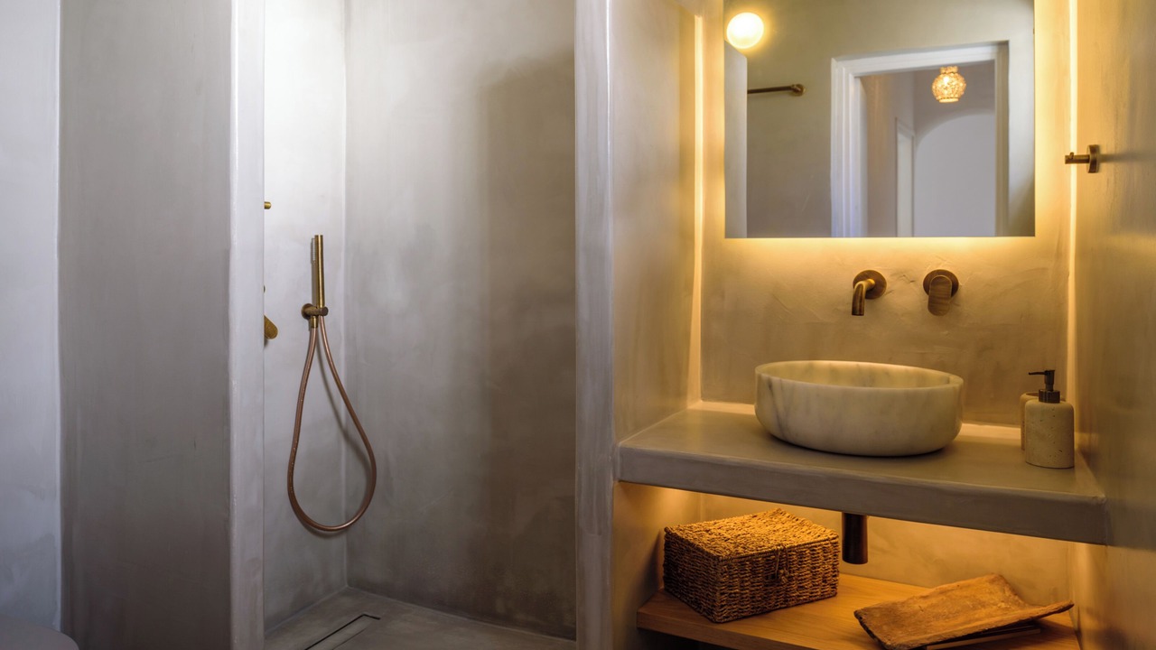 Photo of Bathroom in Exo Gialos