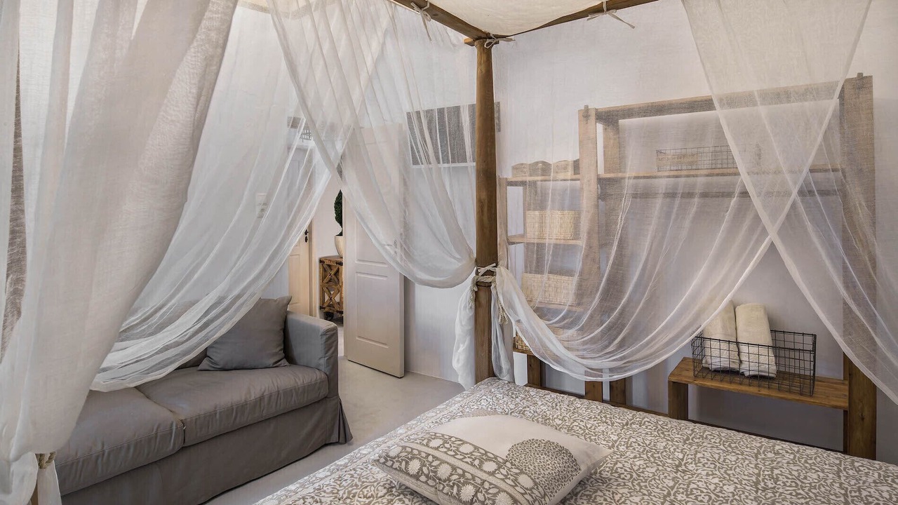 Photo of Bedroom in Emporio
