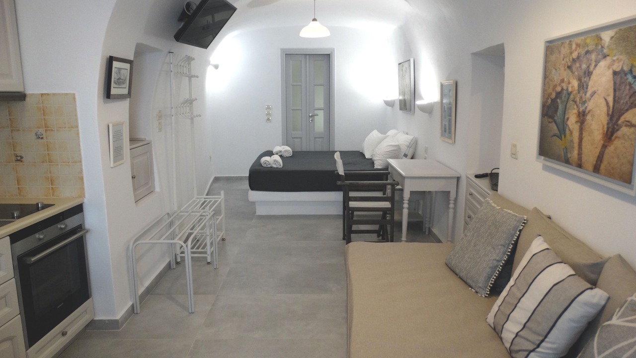 Photo of Bedroom in Fira