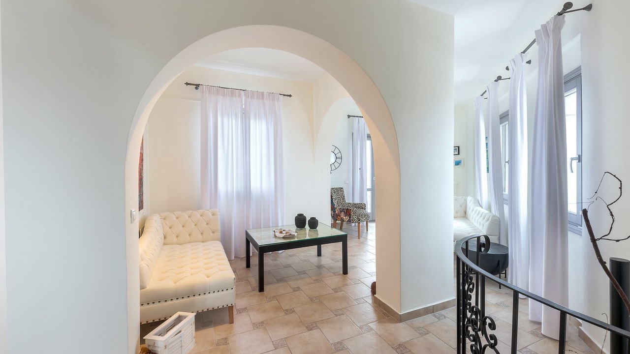 Photo of Livingroom in Akrotiri