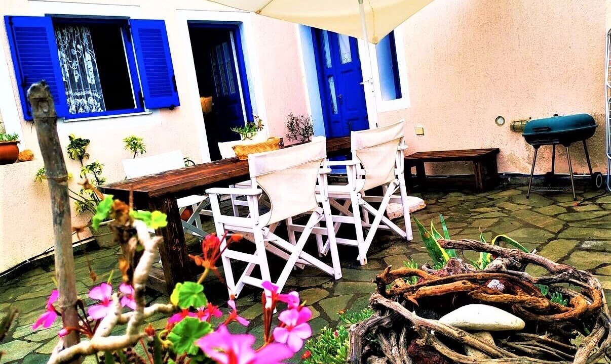 Photo of Outdoor in Messaria