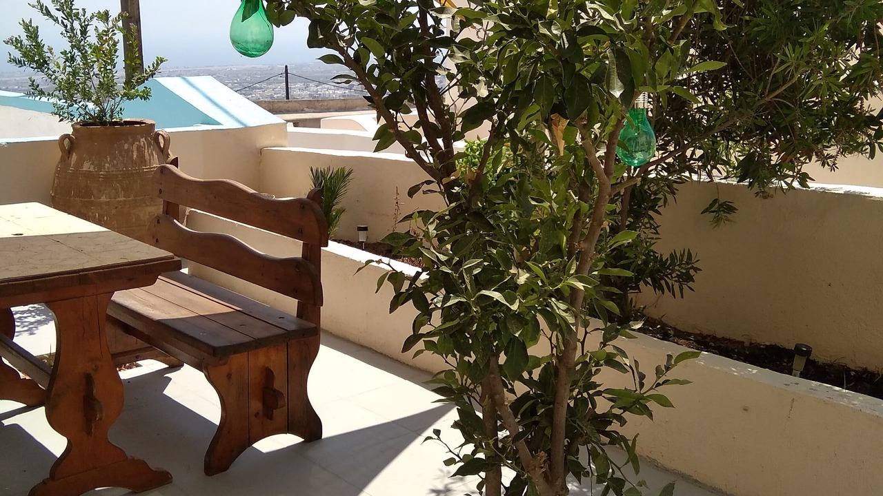 Photo of Outdoor in Fira