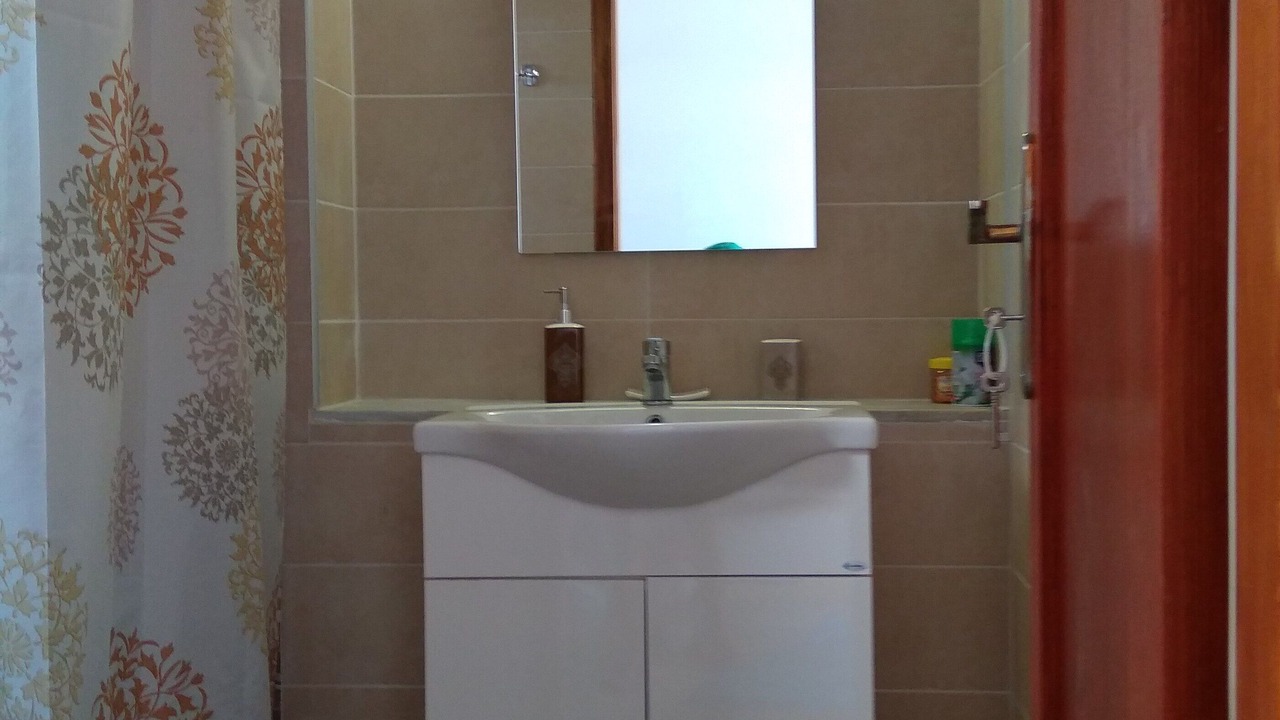 Photo of Bathroom in Fira