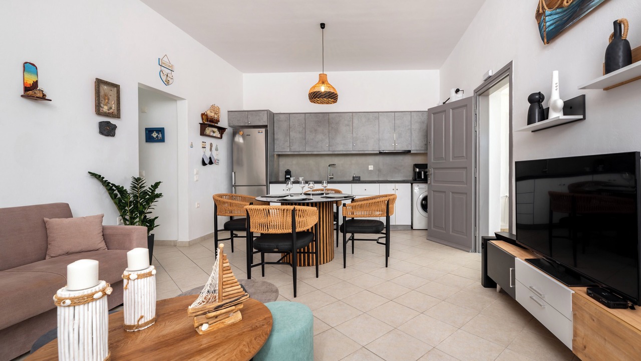 Photo of Livingroom in Monolithos