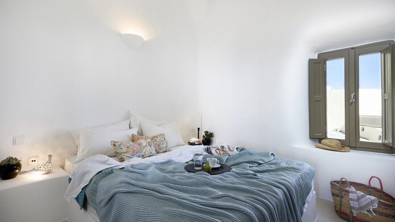 Photo of Bedroom in Santorini