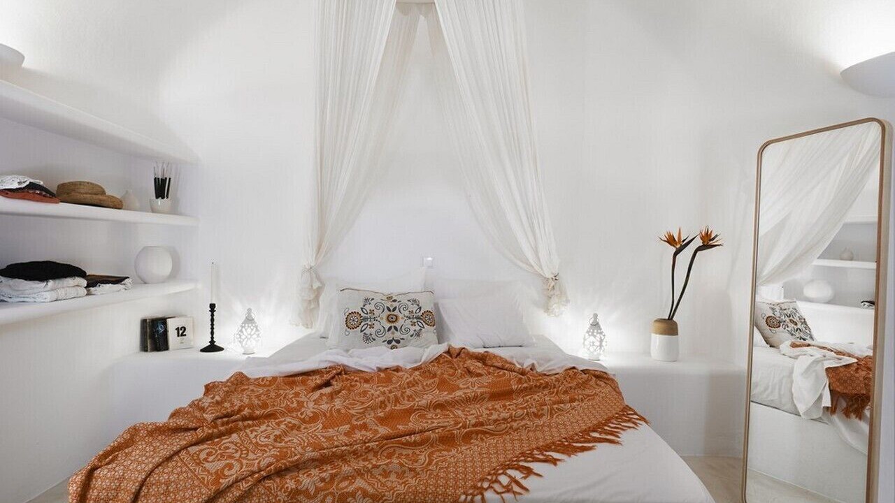 Photo of Bedroom in Santorini