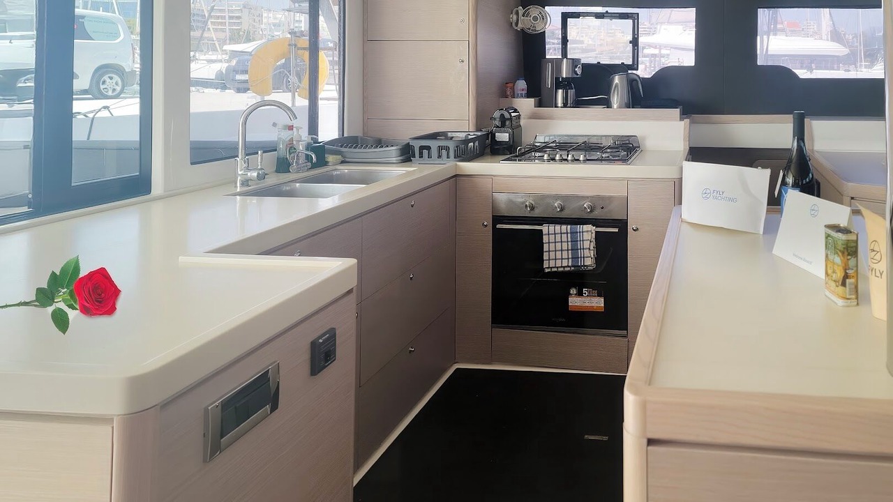 Photo of Kitchen in Tourlos