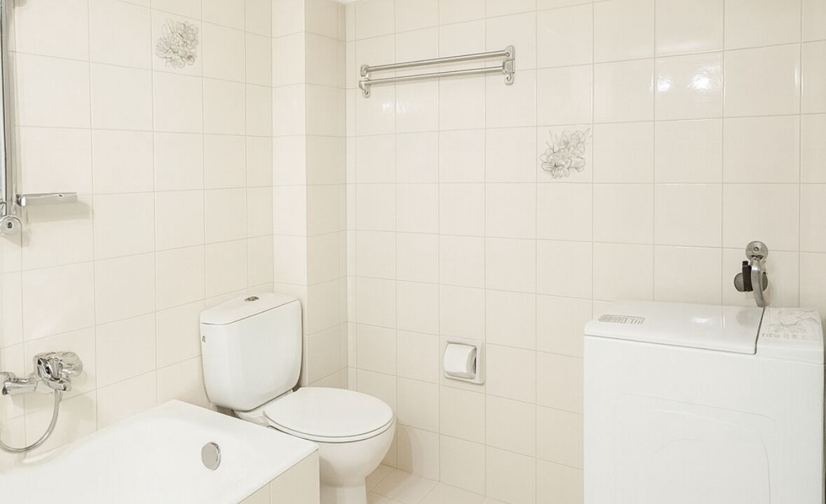 Photo of Bathroom in Nea Smirni