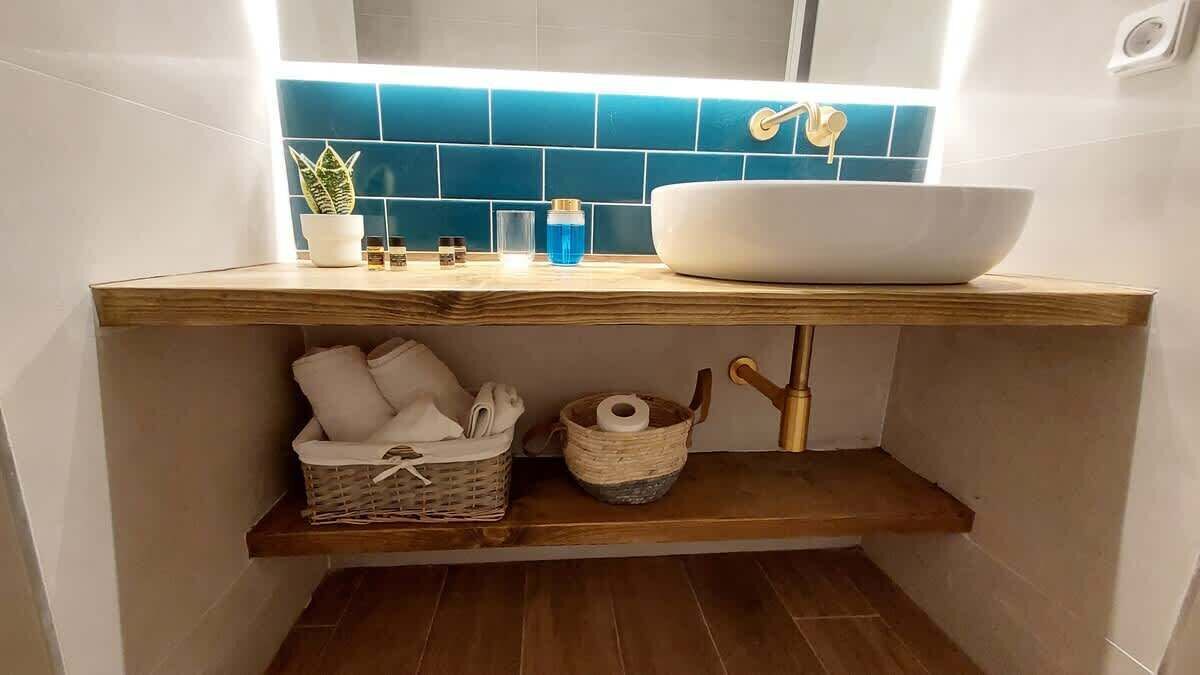 Photo of Bathroom in Assos-Lechaio