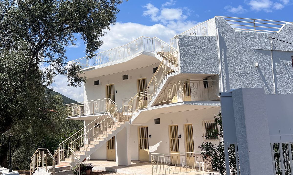 Photo of Outdoor in Melissopetra