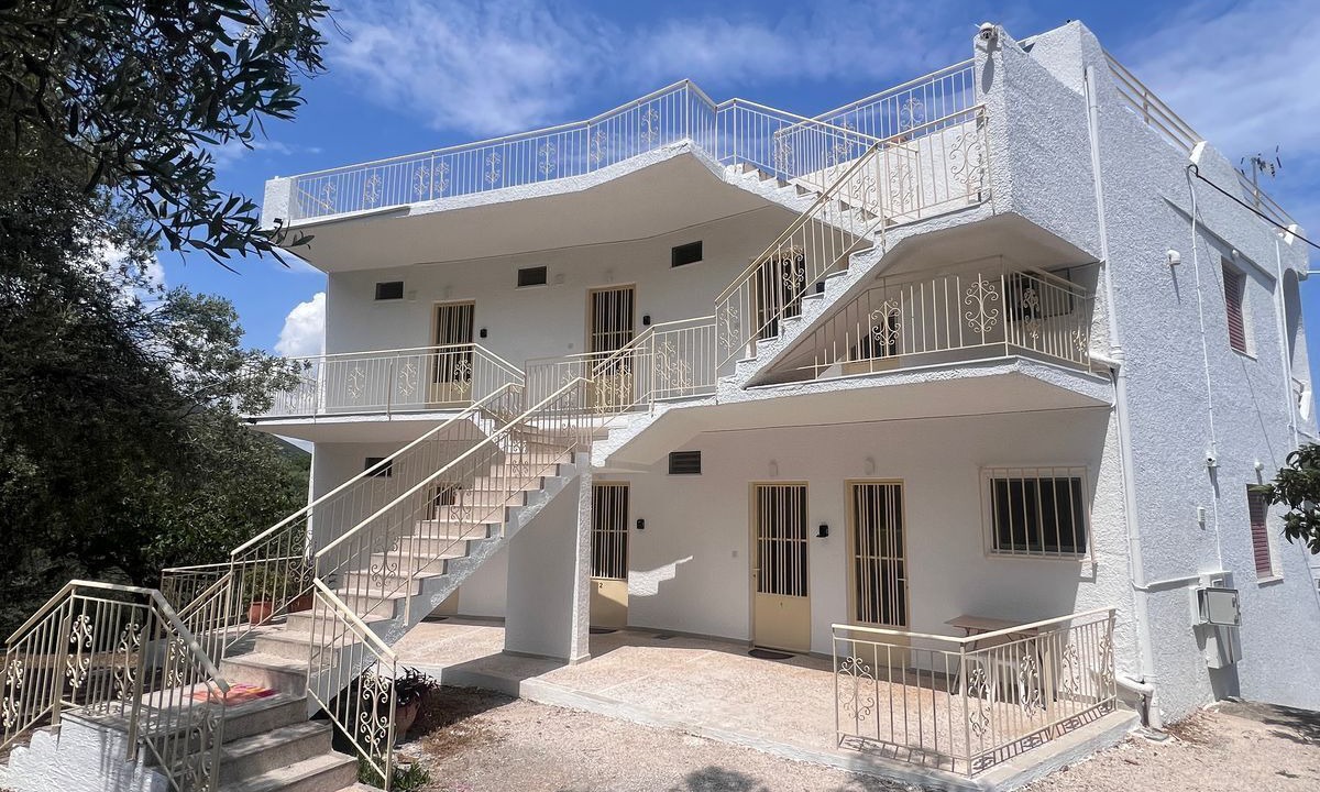 Photo of Outdoor in Melissopetra