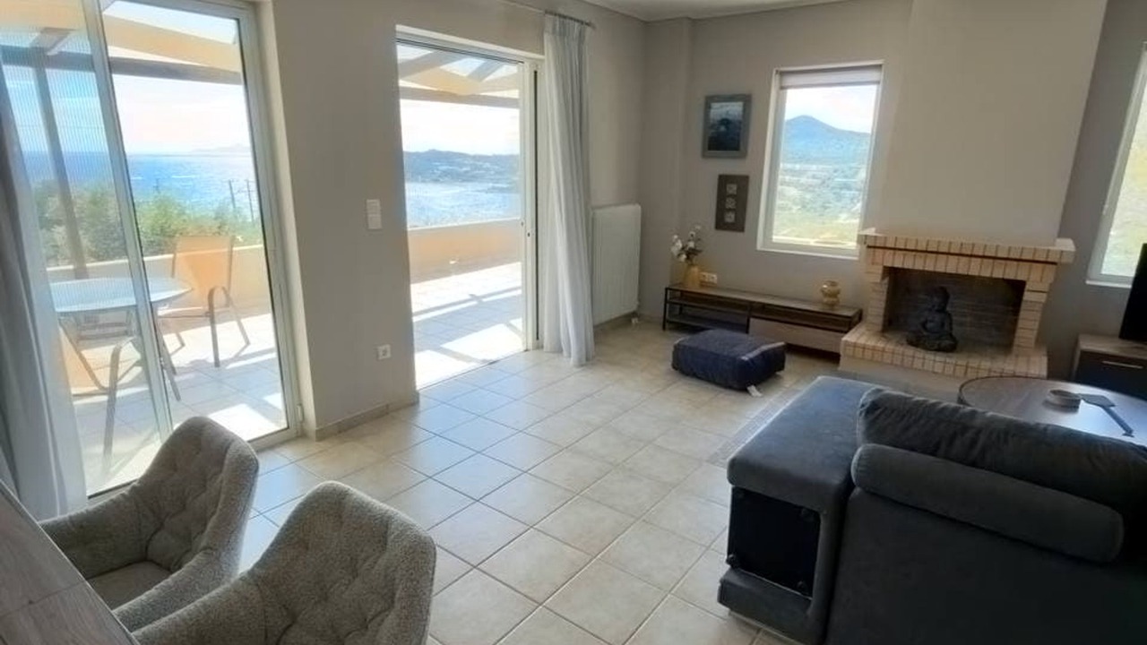 Photo of Livingroom in Lavreotiki