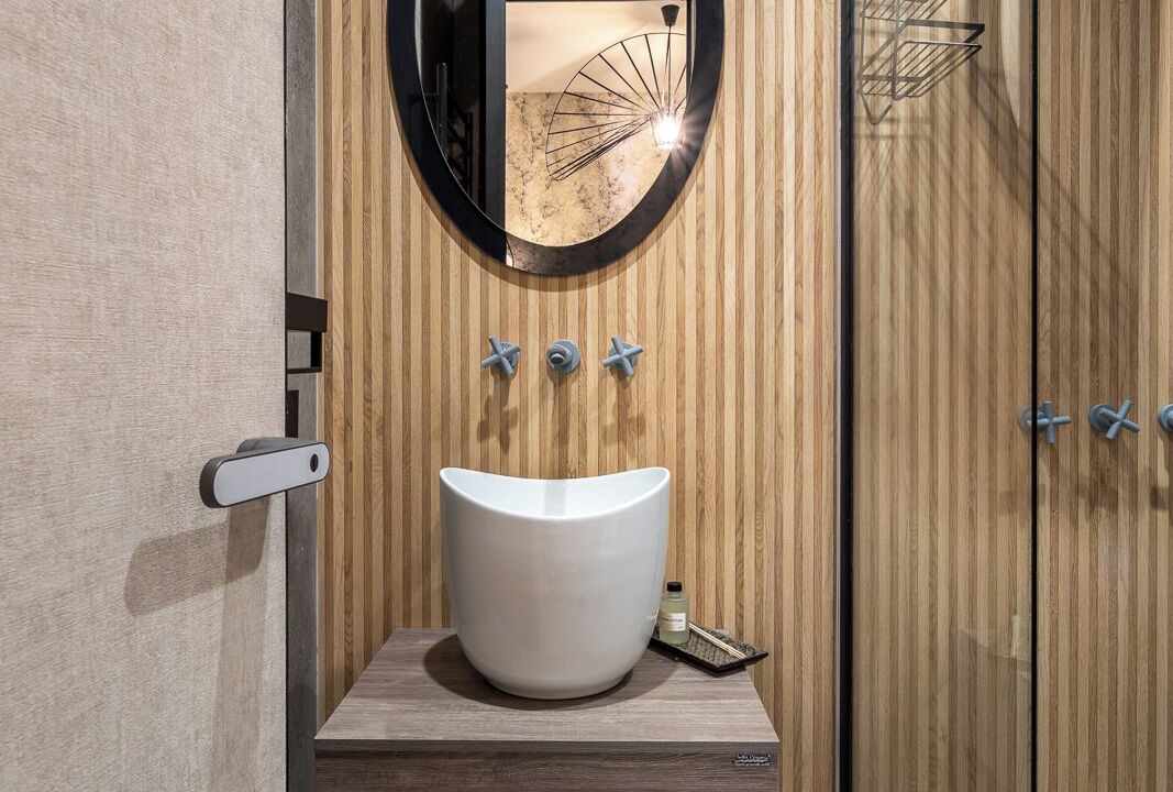 Photo of Bathroom in Polichrono