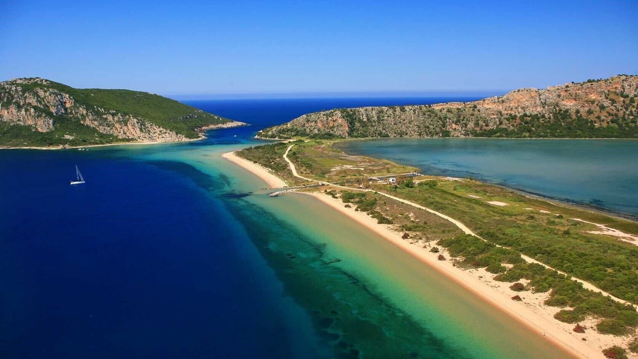 Photo of Others in Gialova