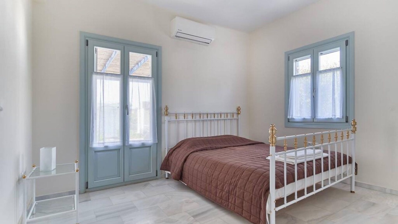 Photo of Bedroom in Paros