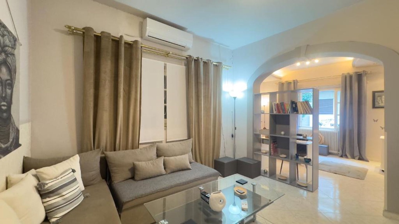 Photo of Livingroom in Volos City Centre