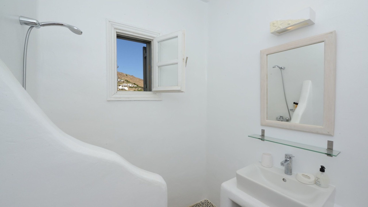 Photo of Bathroom in Kalafatis
