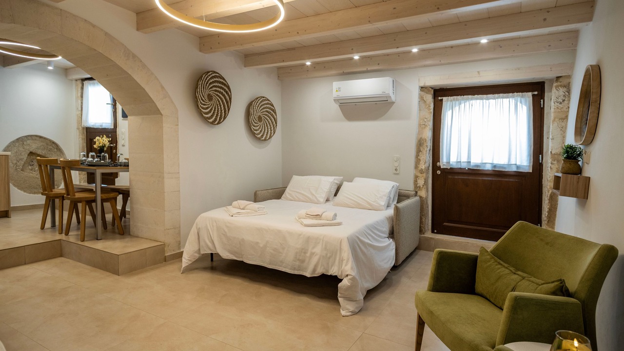 Photo of Bedroom in Monopari