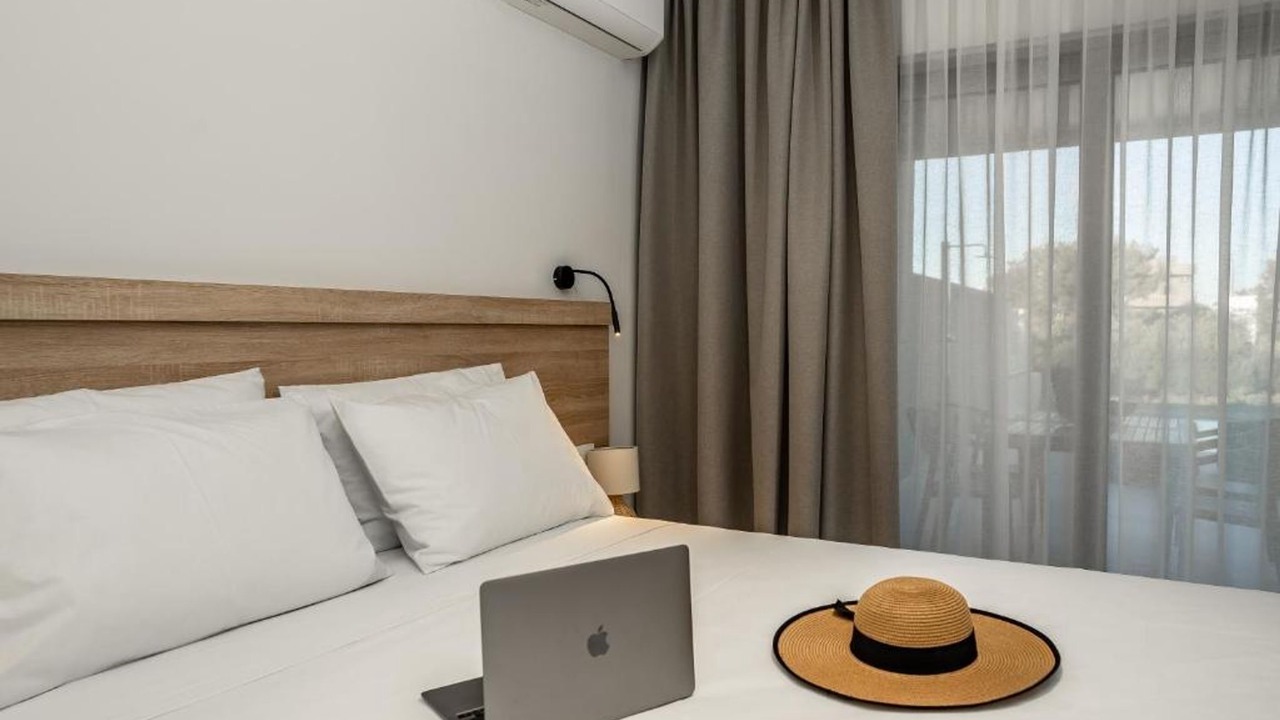 Photo of Bedroom in Kato Gouves