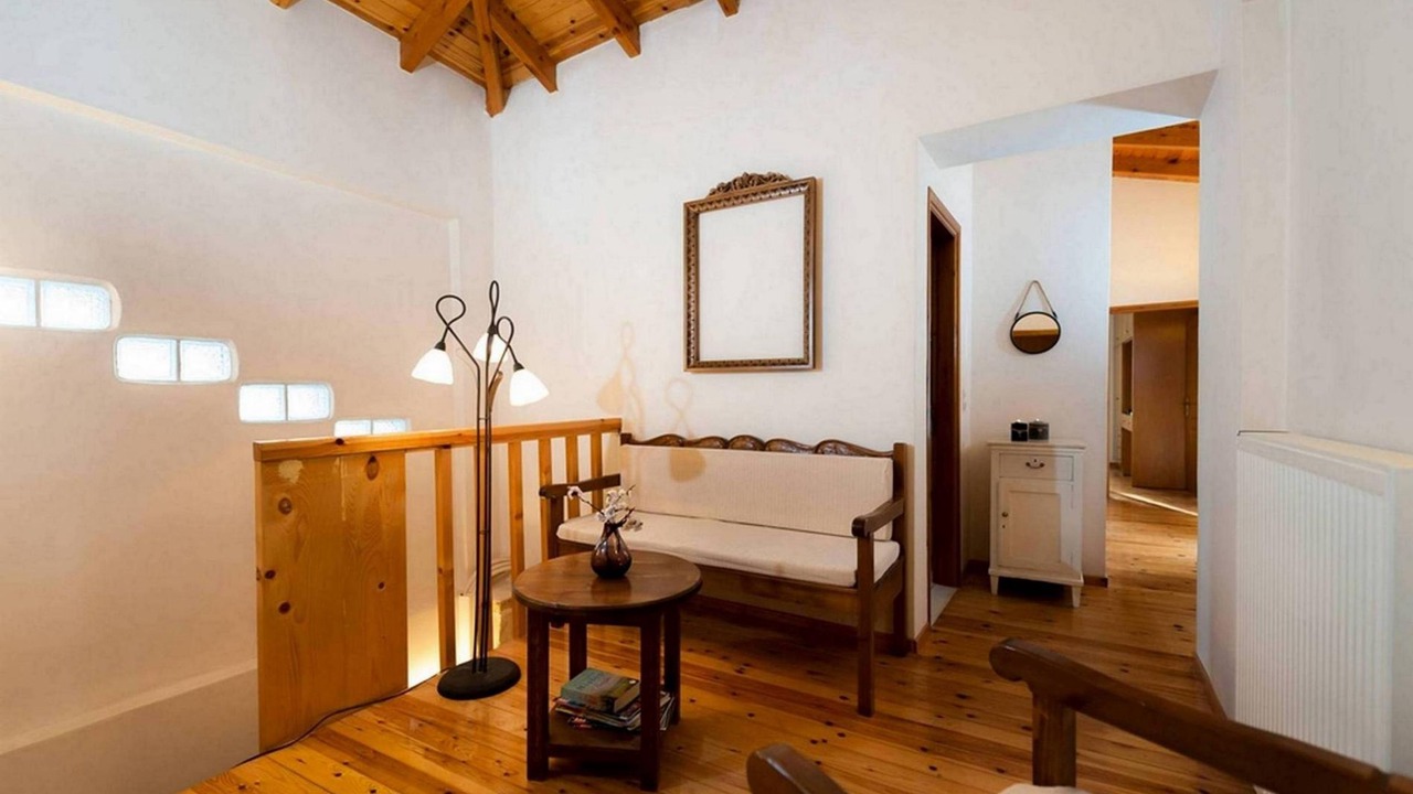 Photo of Livingroom in Makhairoi