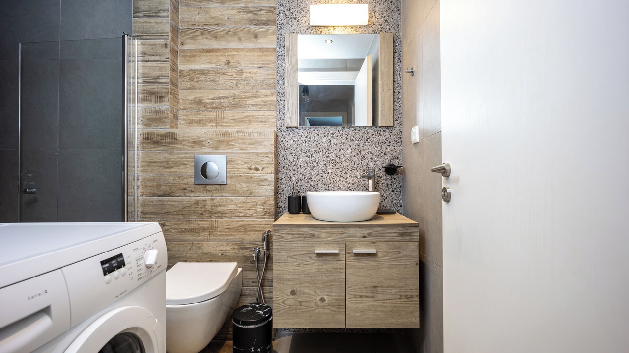 Photo of Bathroom in Voula