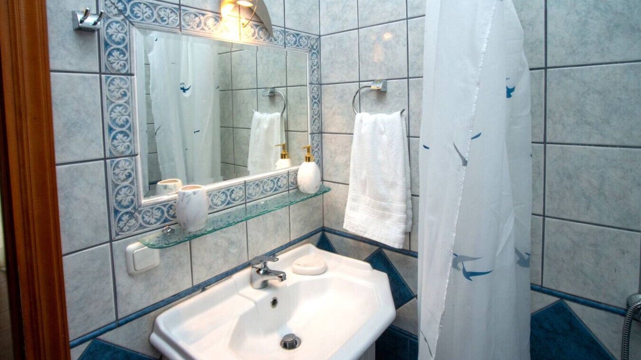 Photo of Bathroom in Neos Marmaras