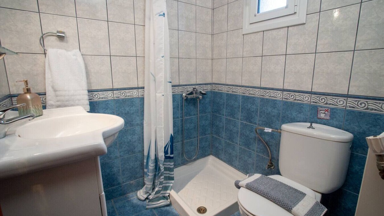 Photo of Bathroom in Neos Marmaras