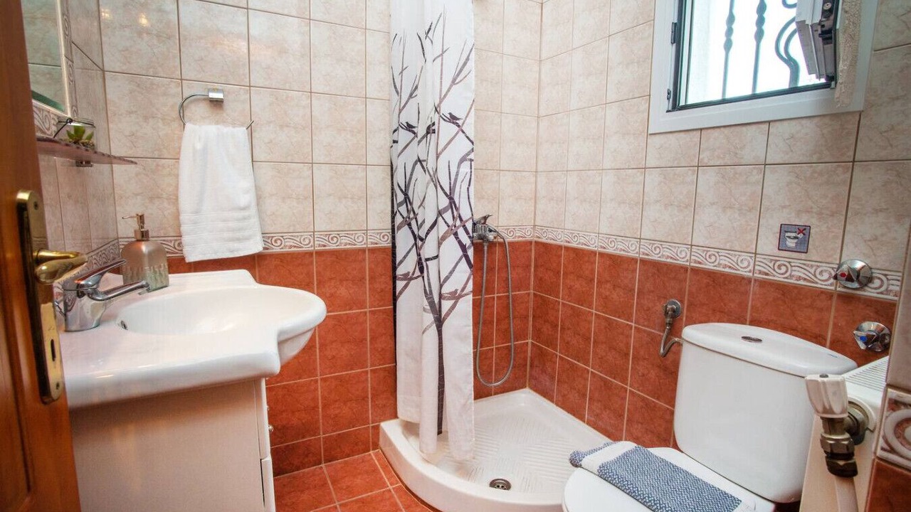 Photo of Bathroom in Neos Marmaras