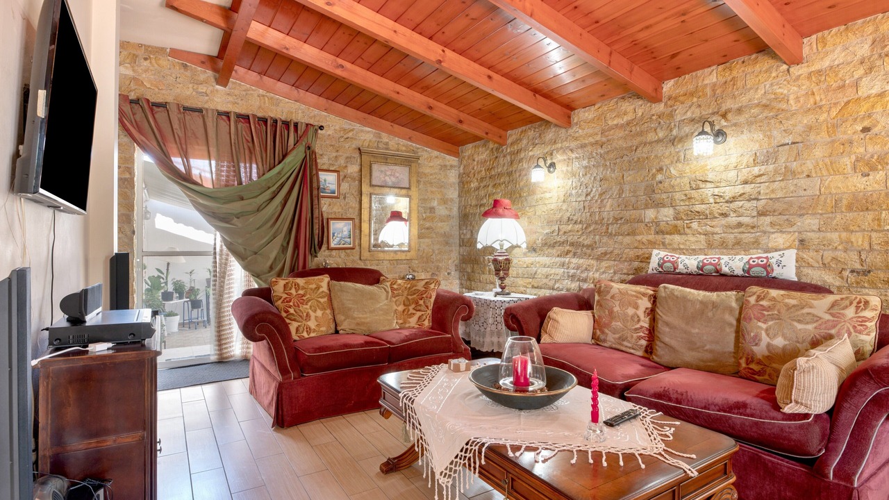 Photo of Livingroom in Agrilos