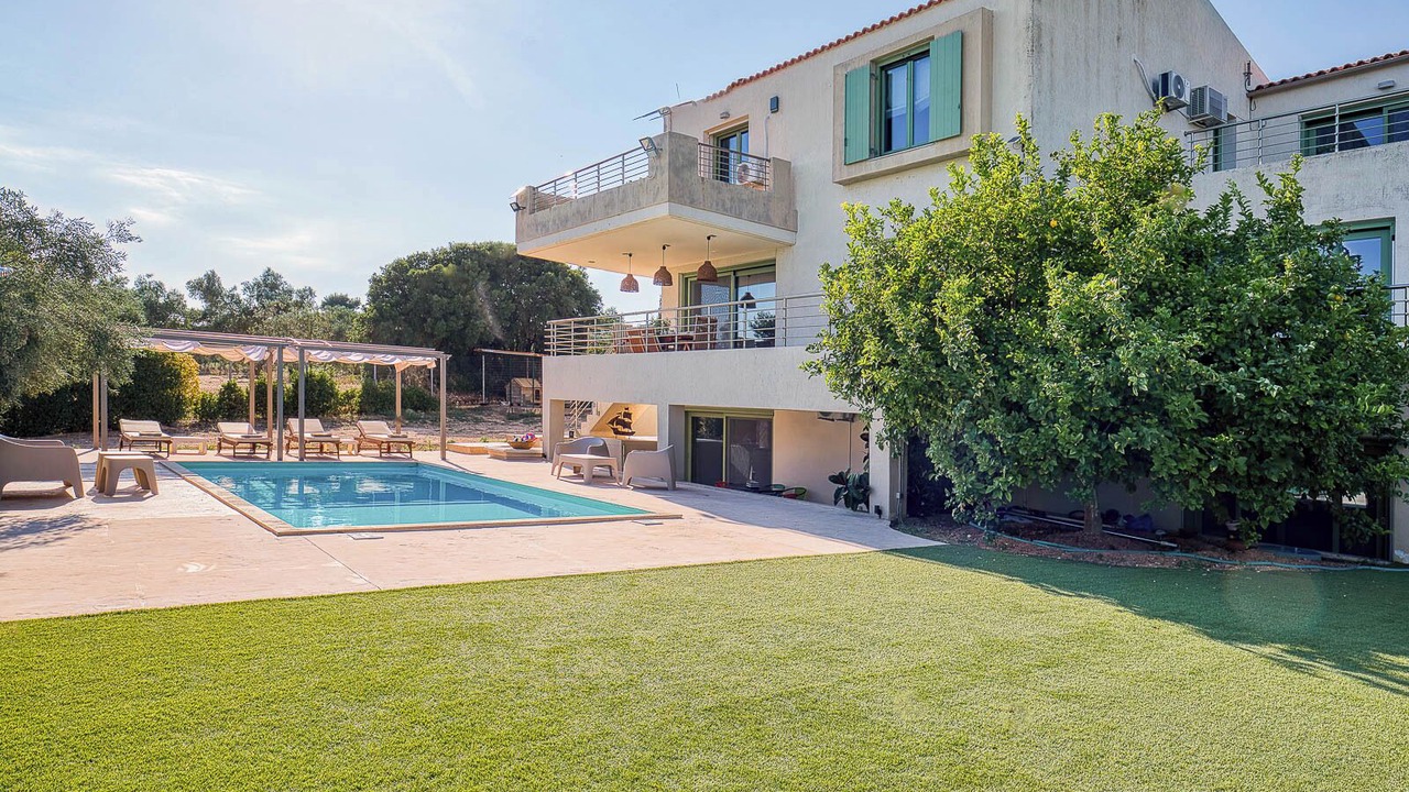 Photo of Outdoor in Megara