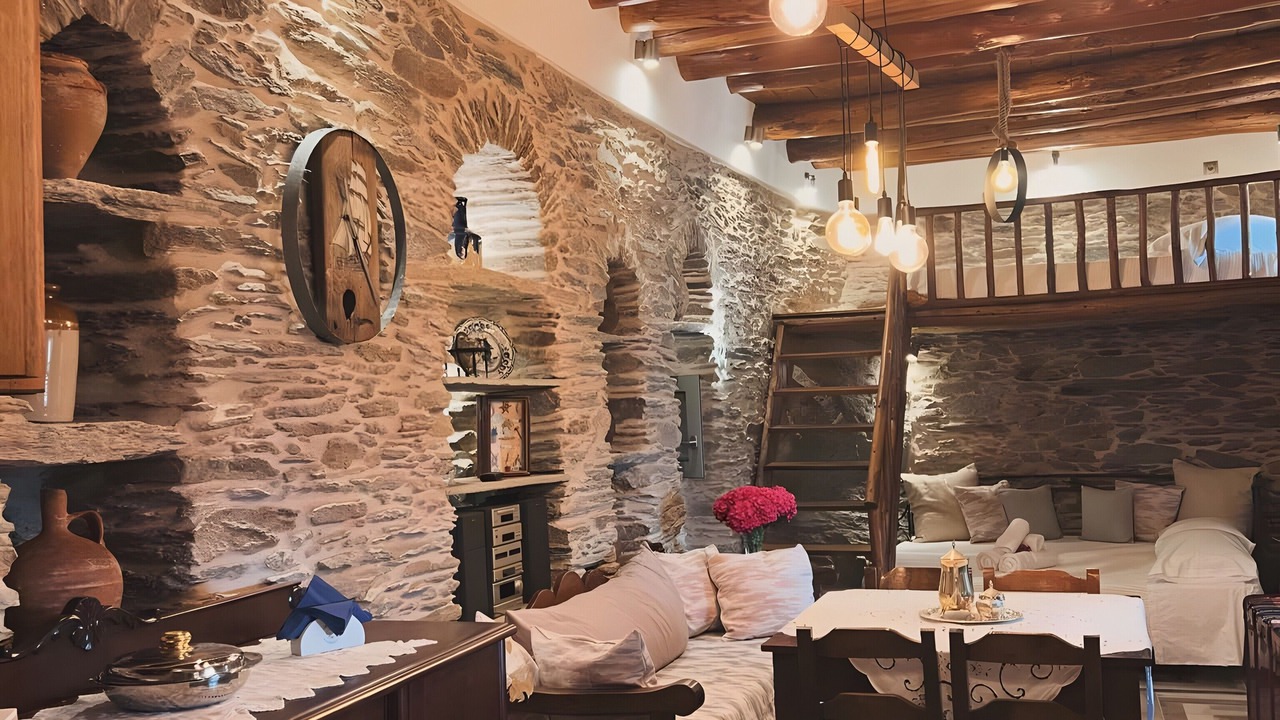 Photo of Others in Arnas