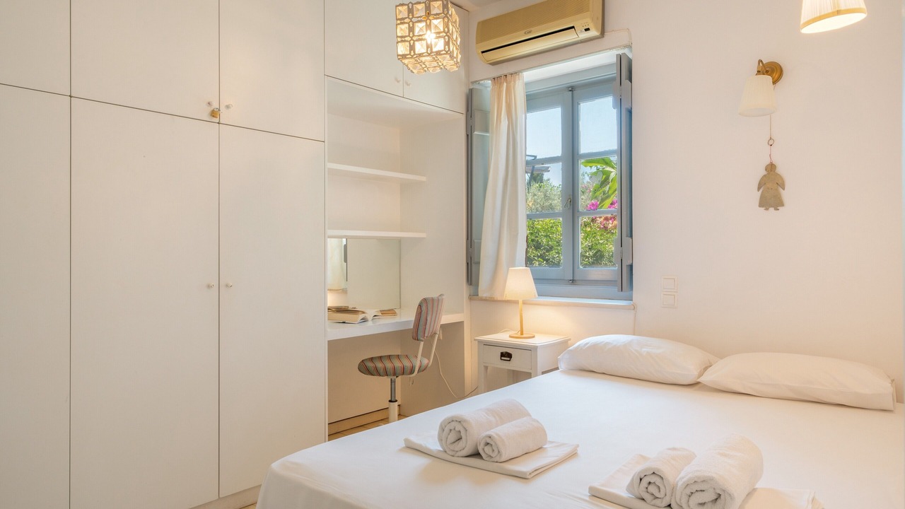 Photo of Bedroom in Spetses