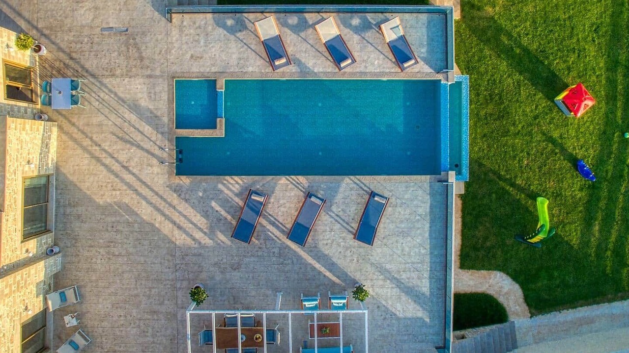 Photo of Outdoor in Limeniskos