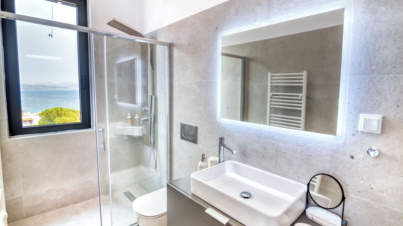Photo of Bathroom in Salamis