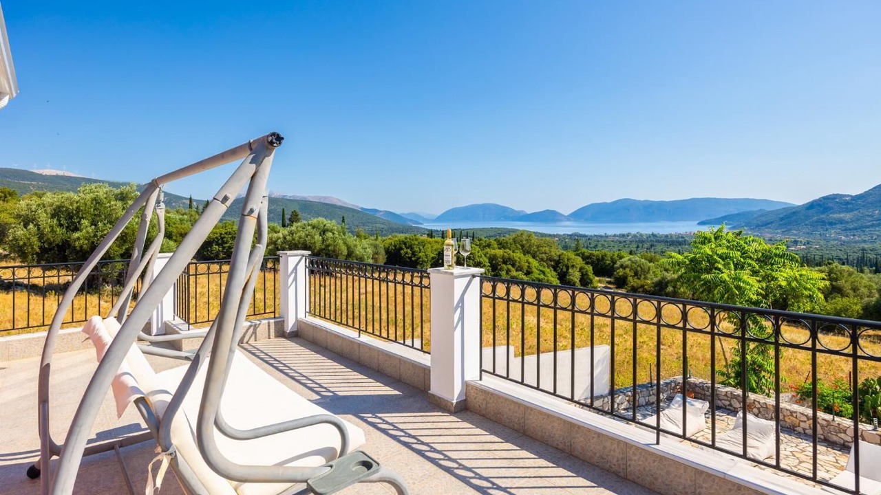 Photo of Patio Balcony in Chaliotata