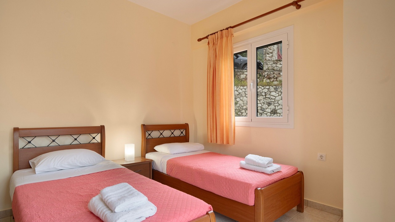 Photo of Bedroom in Mikros Gialos