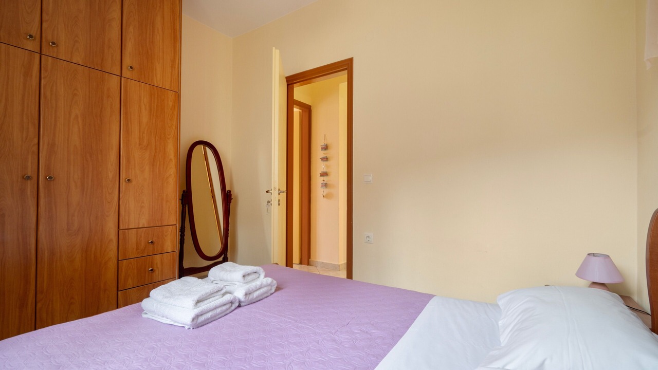 Photo of Bedroom in Mikros Gialos