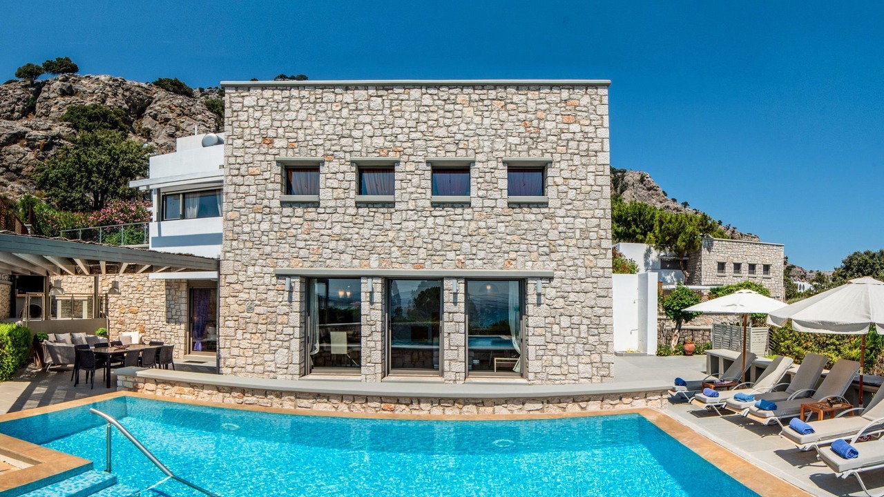 Photo of Others in Pefkos