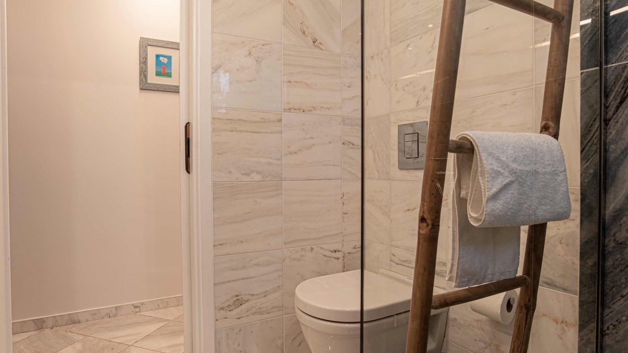 Photo of Bathroom in Anavyssos