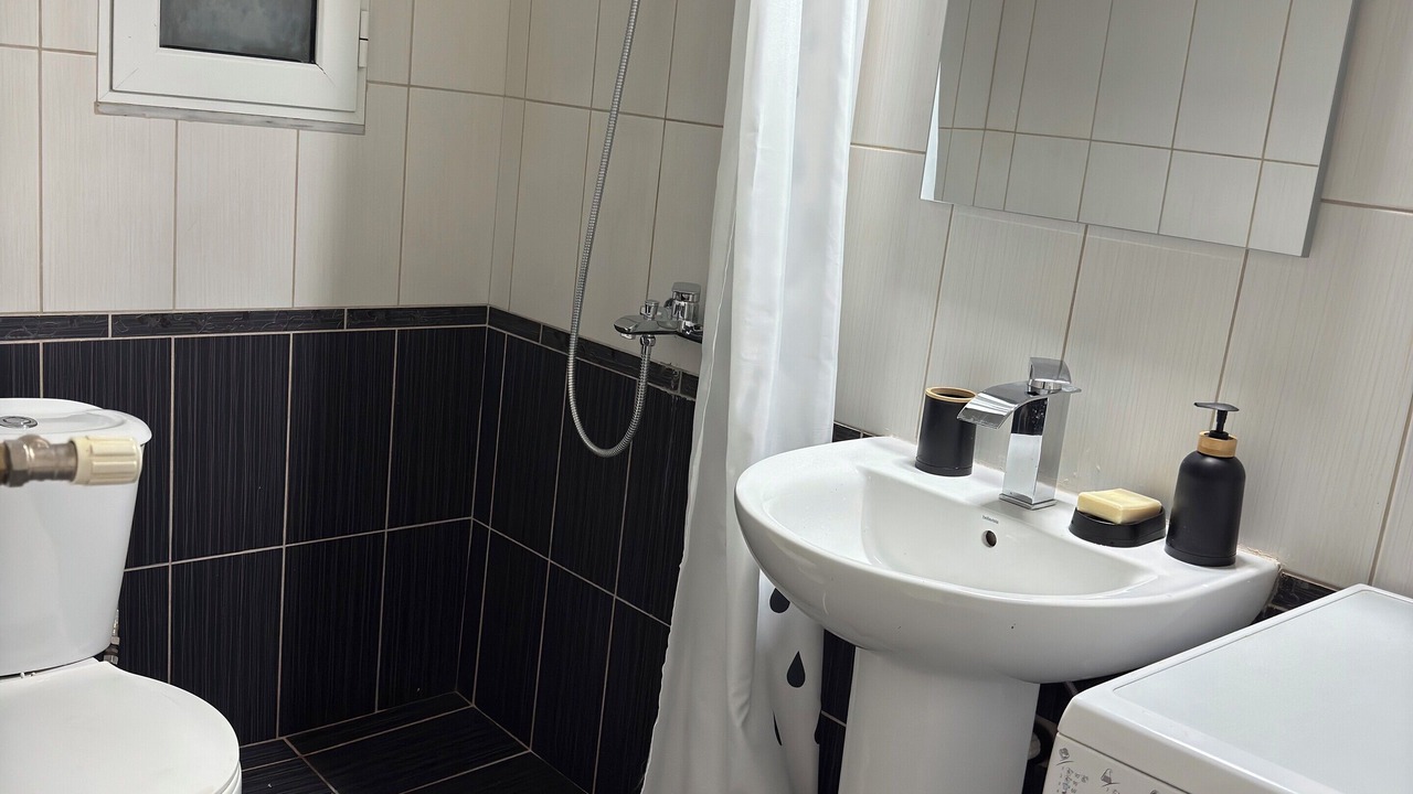 Photo of Bathroom in Attiki