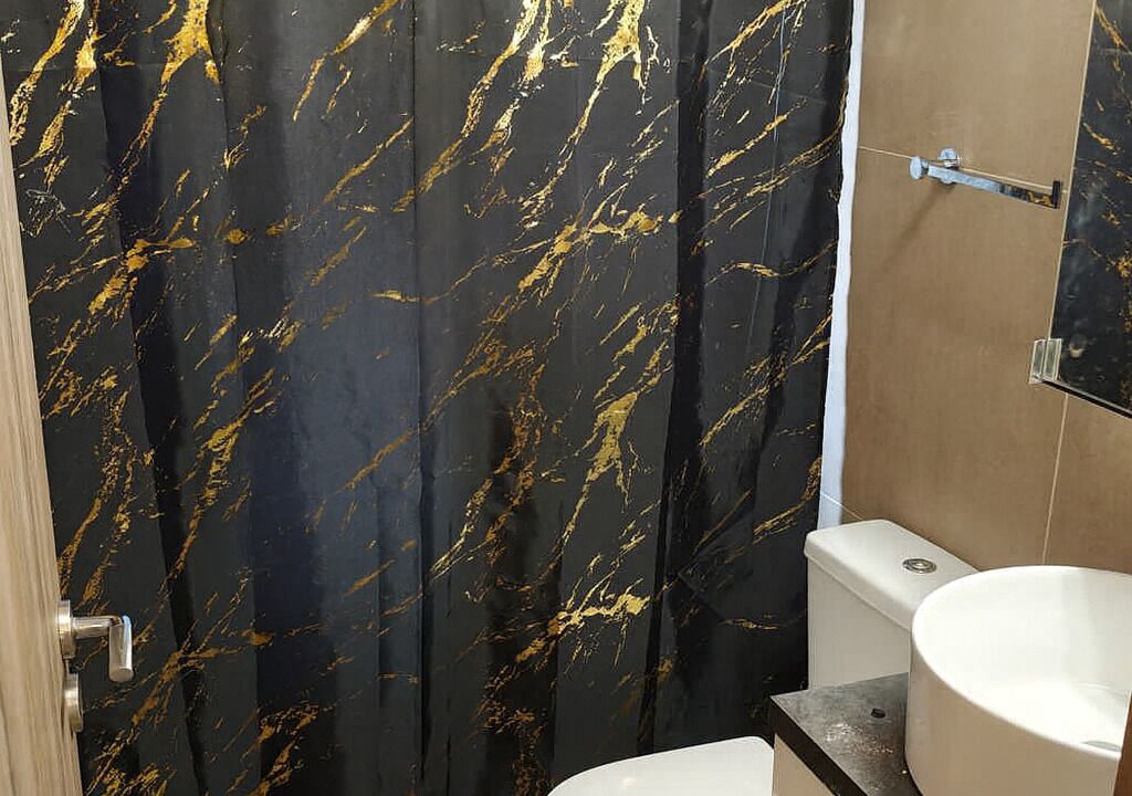 Photo of Bathroom in Marathon