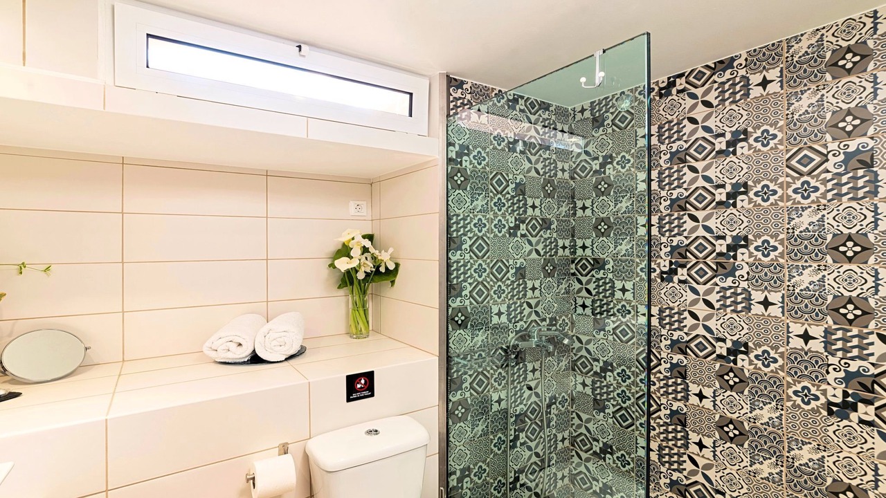 Photo of Bathroom in Vathi