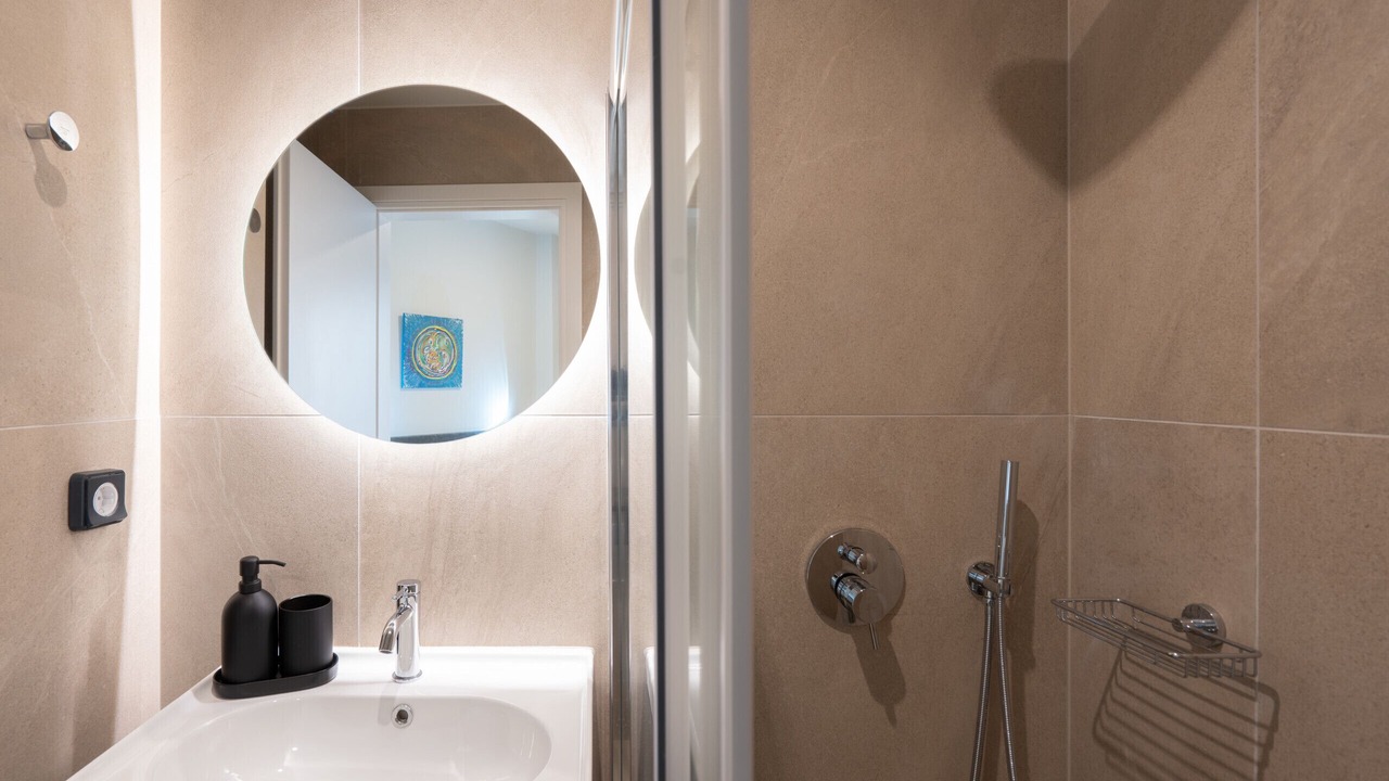 Photo of Bathroom in Kypseli