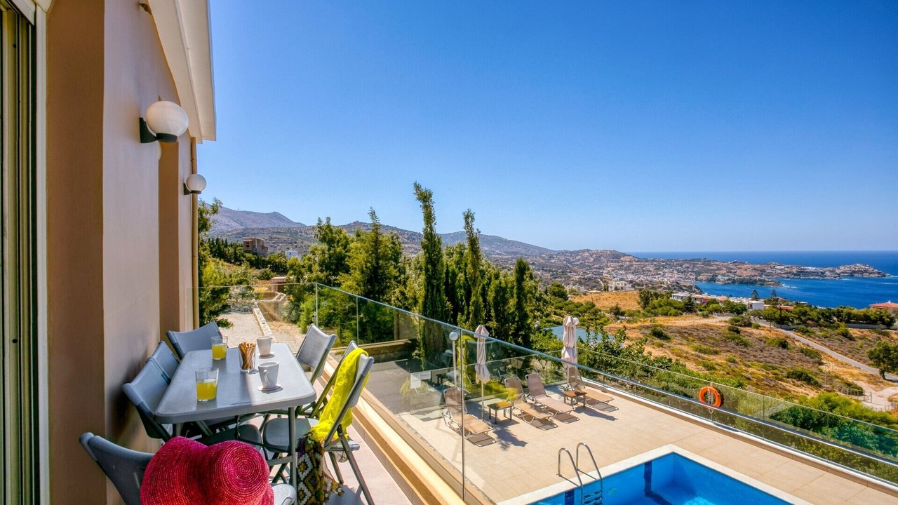 Photo of Patio Balcony in Agia Pelagia