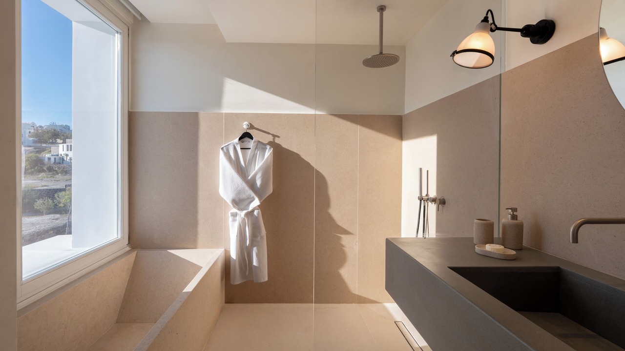 Photo of Bathroom in Oia