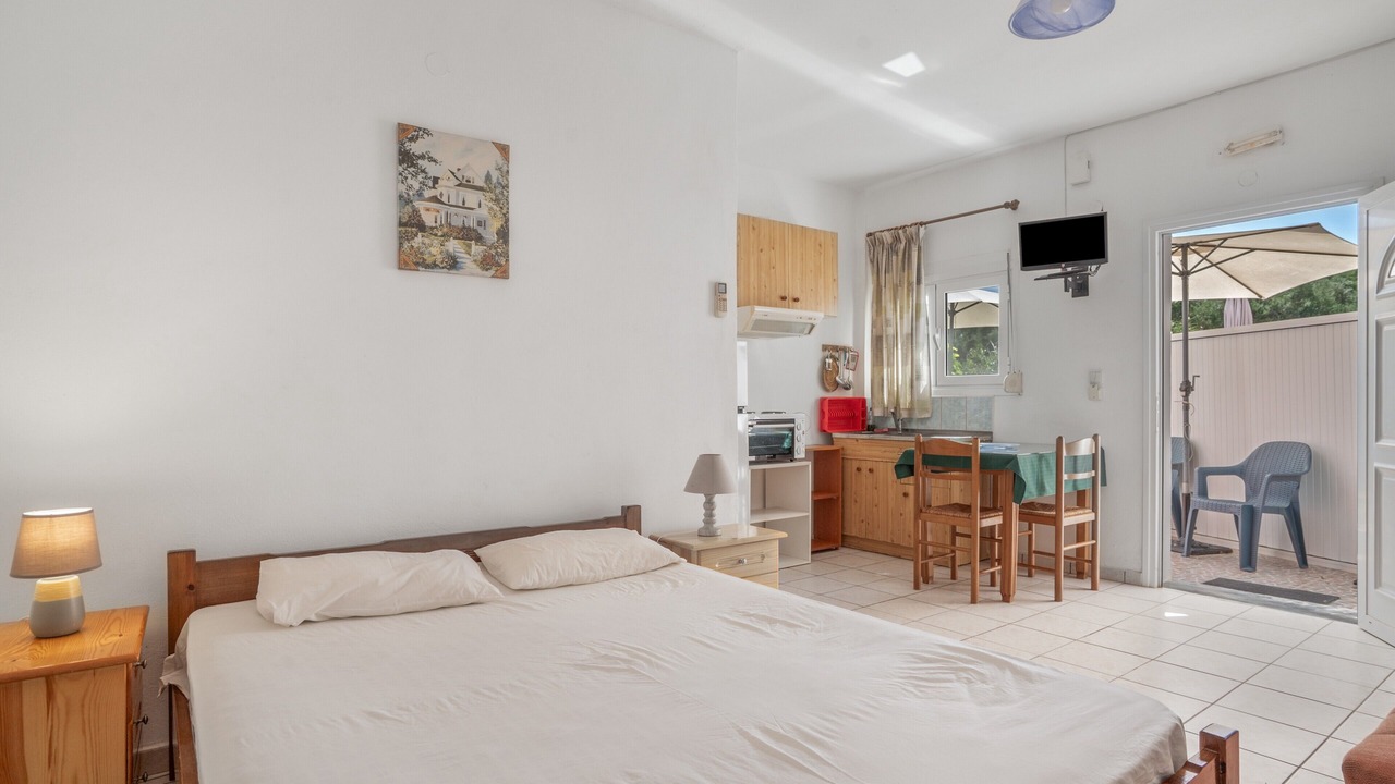 Photo of Bedroom in Leivathos