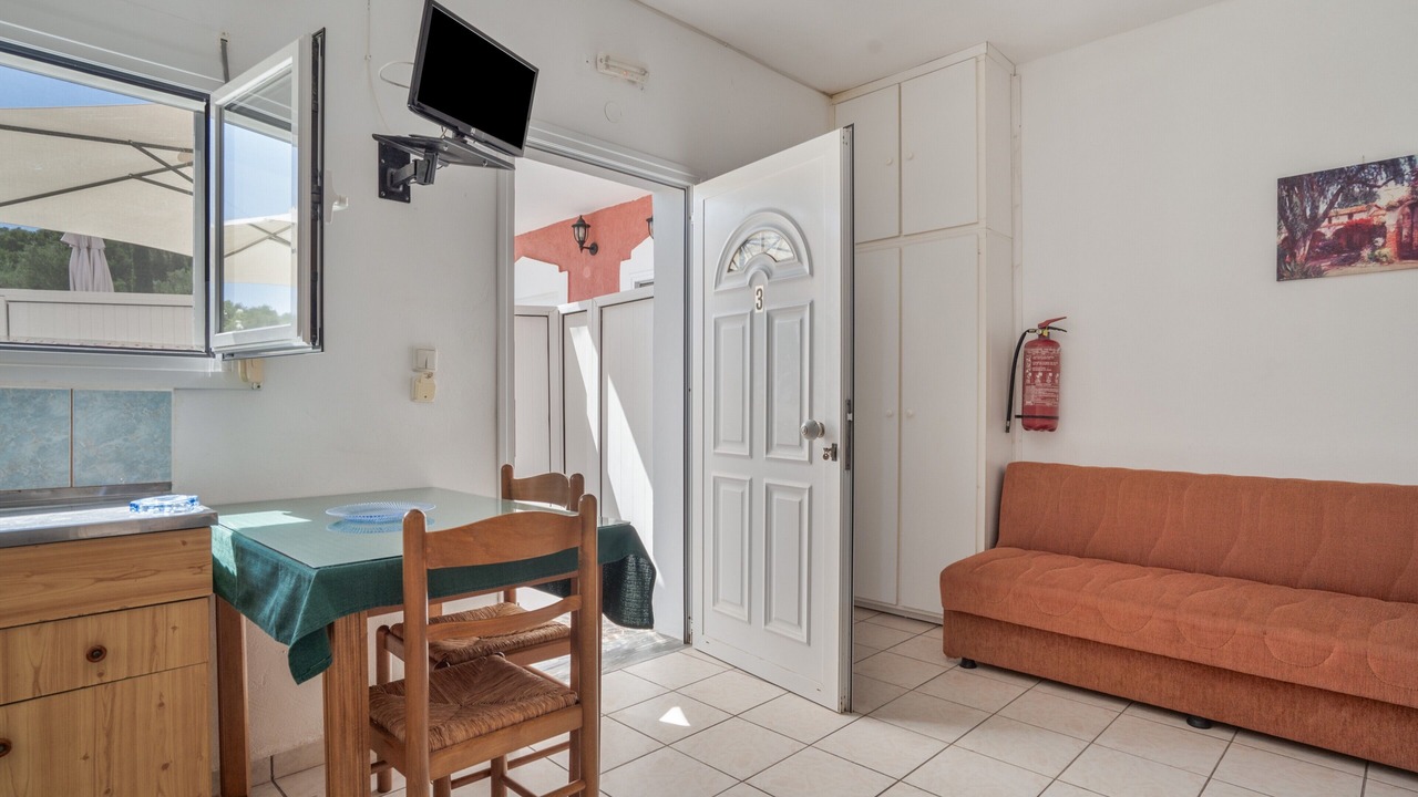 Photo of Livingroom in Leivathos
