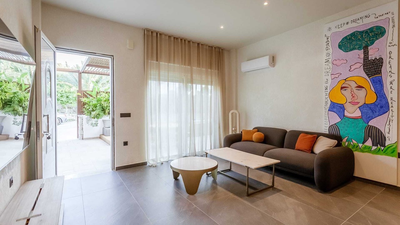 Photo of Livingroom in Kallithea