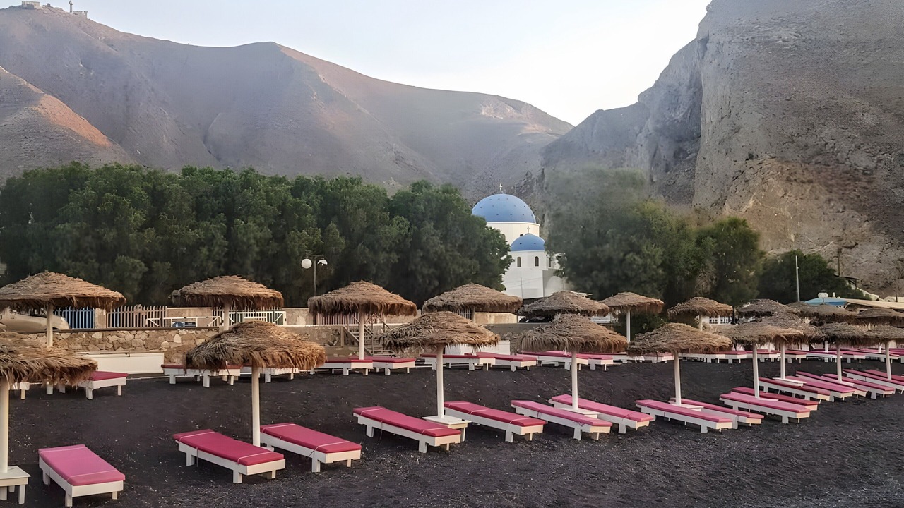 Photo of Outdoor in Perissa